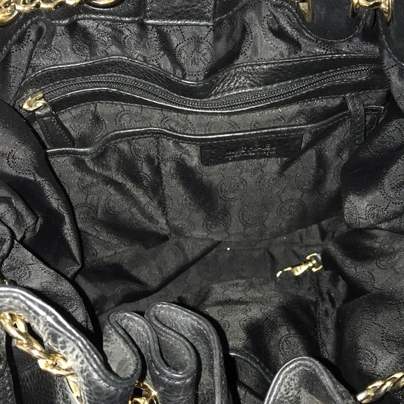 Michael Kors Jet Set Chain Ring Tote - Picture 7 of 8